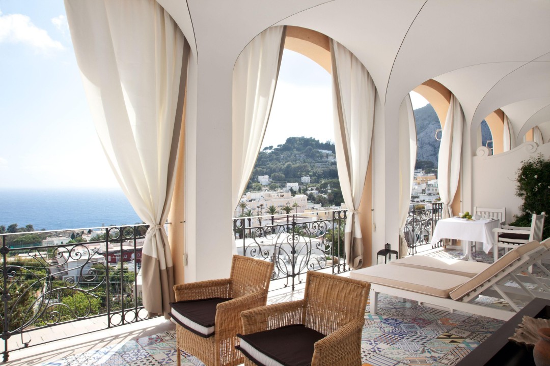 Noche de hotel en Capri